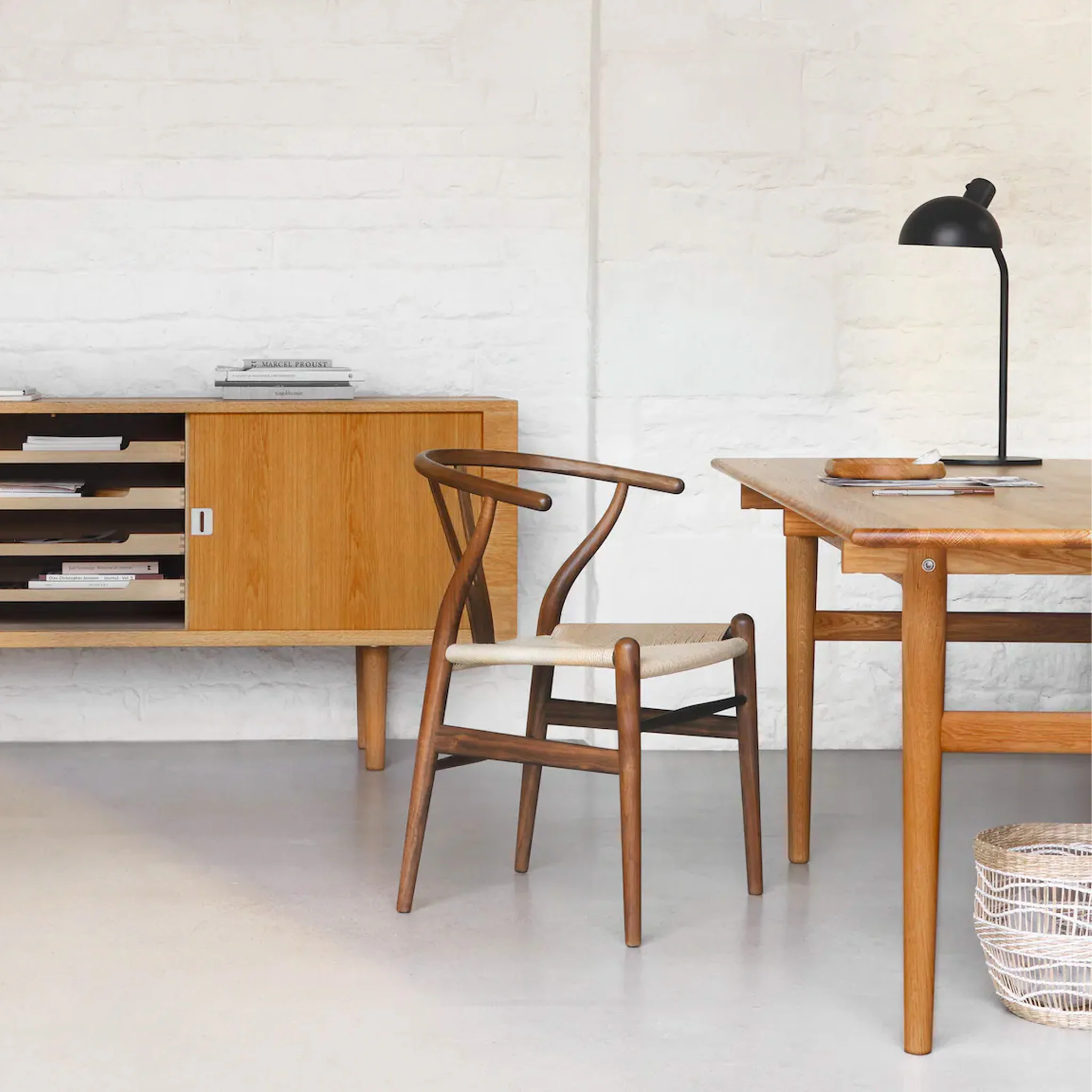 CH24 Wishbone Chair by Carl Hansen & Søn - Image 8