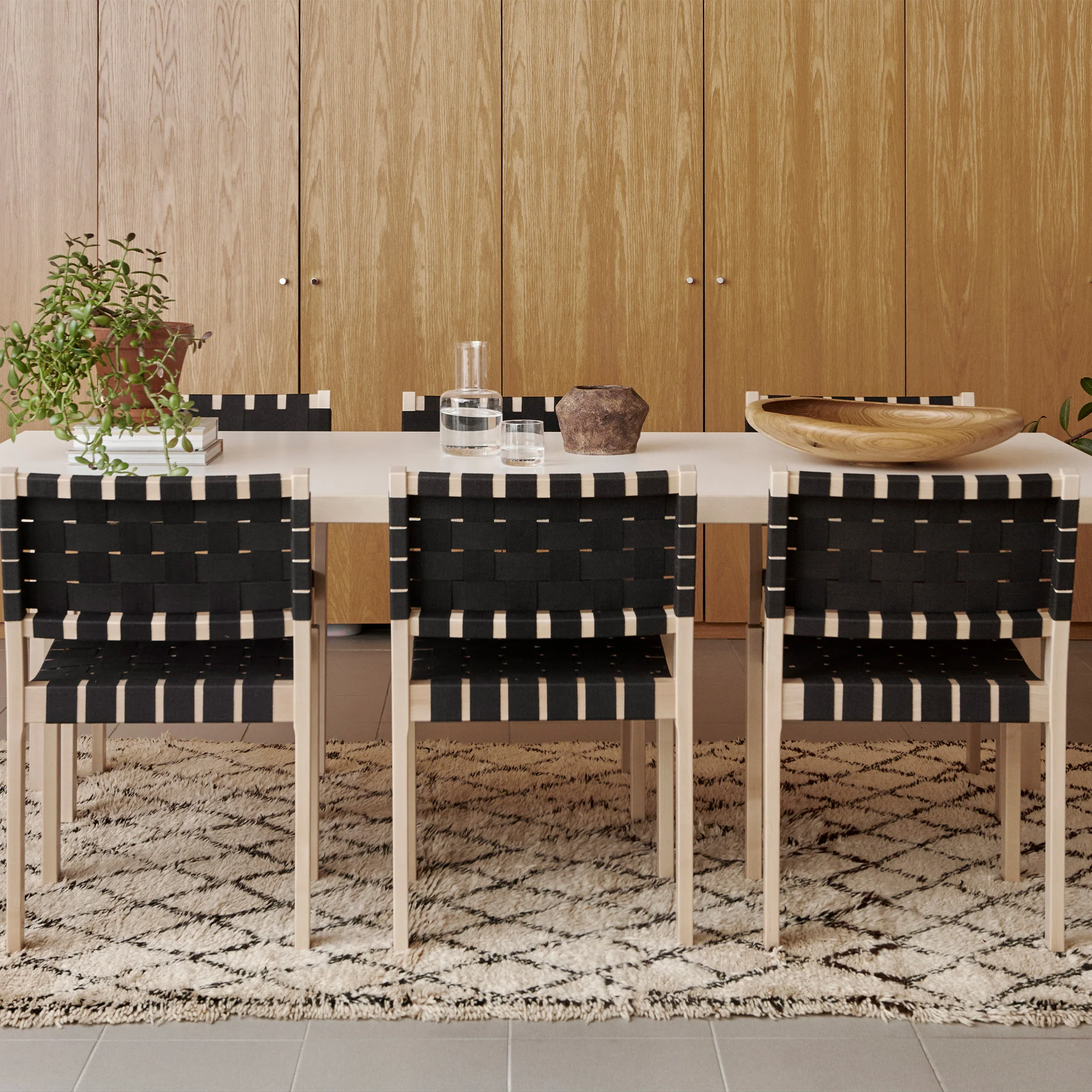 Chair 611 by Artek - Image 6