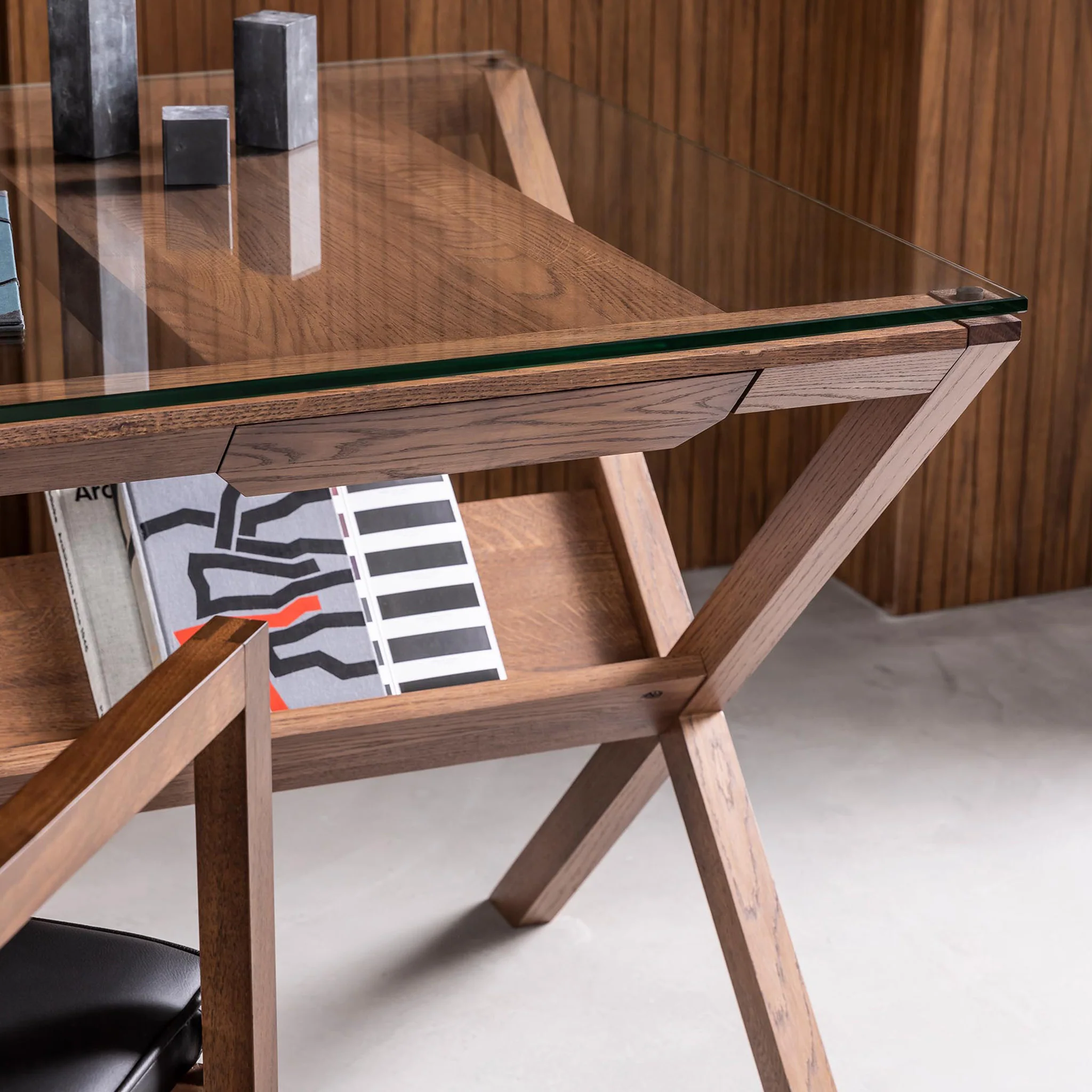 Covet Desk by Shin Azumi for Case - Image 7
