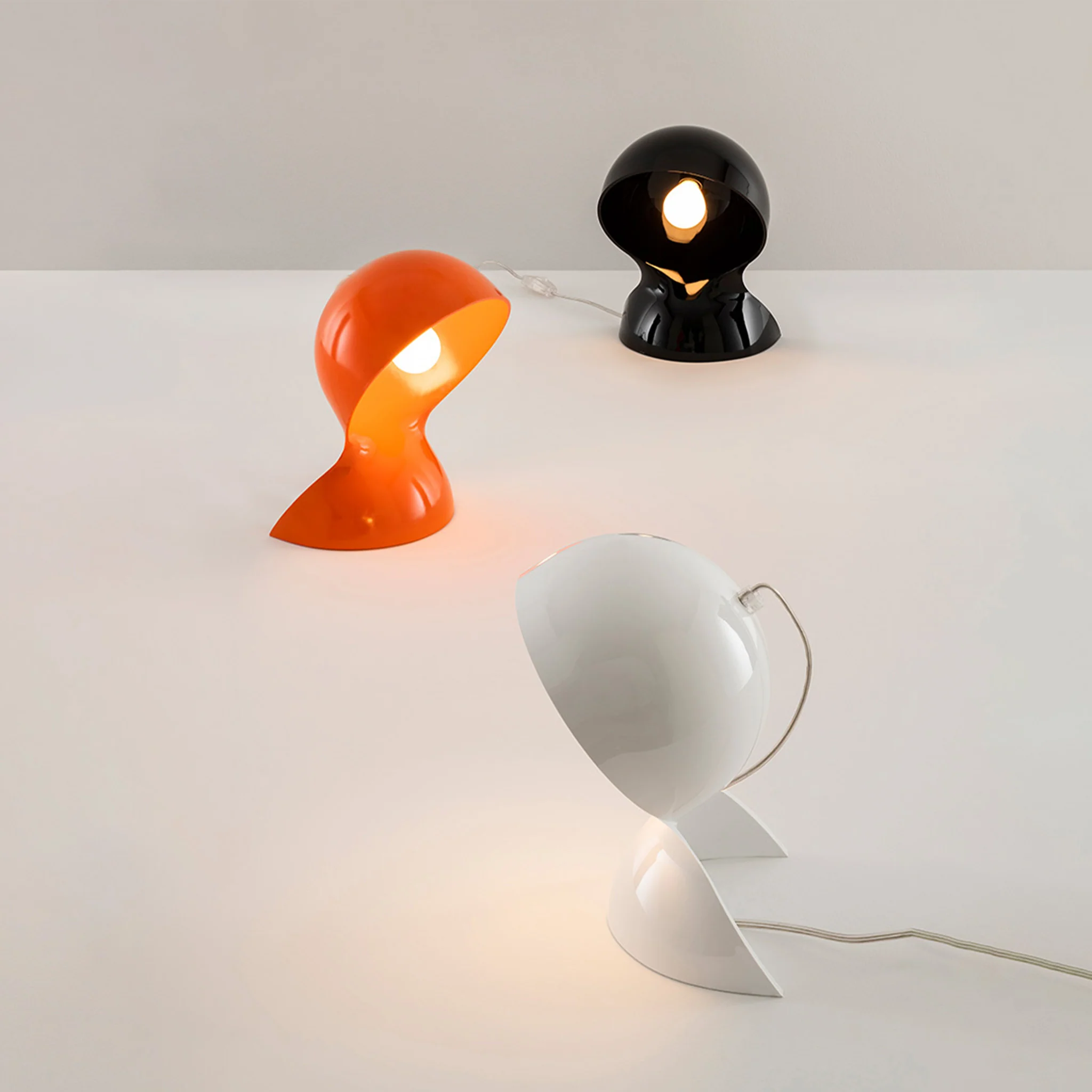 Dalù Table Lamp by Artemide - Image 5