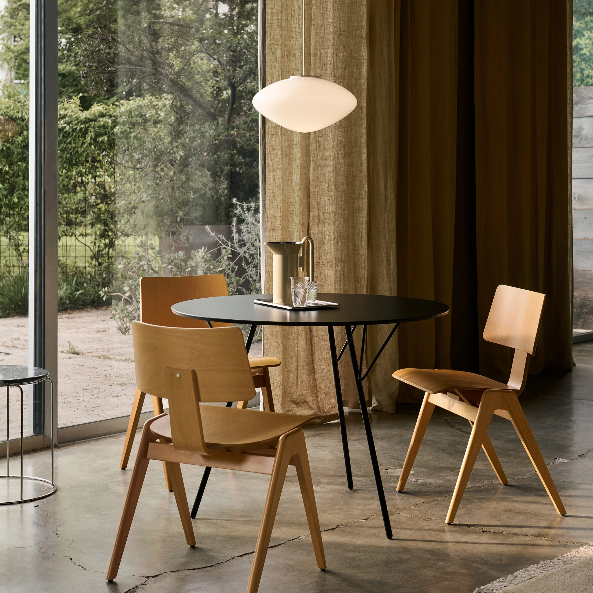 Daystak Side Chair RD1 by Robin Day - Image 9