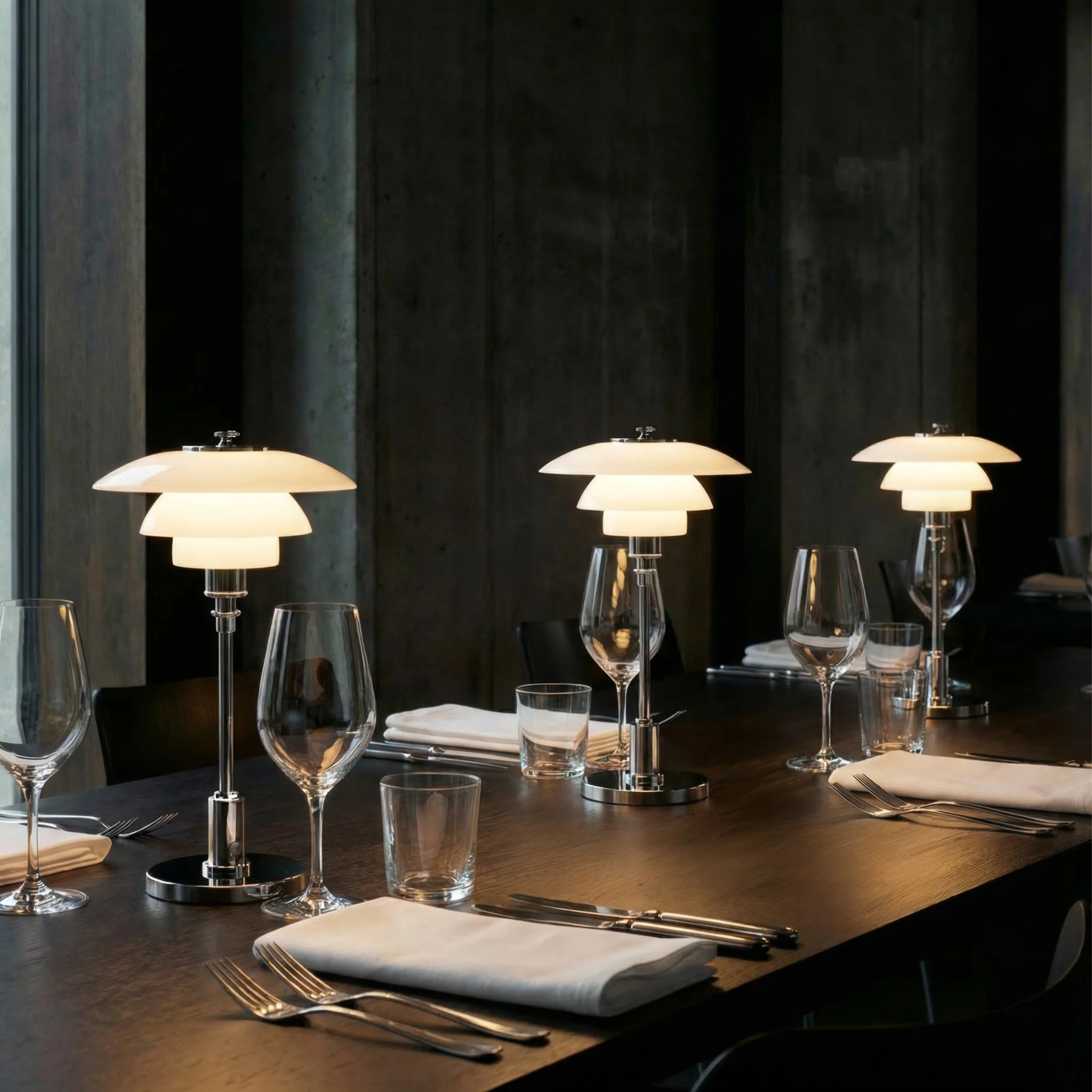 PH 1/1 Portable Table Lamp by Louis Poulsen - Image 4