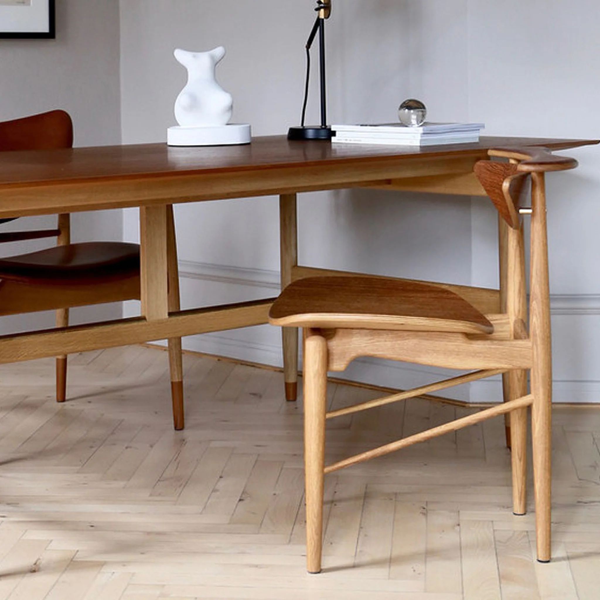 Reading Chair by Finn Juhl - Image 5