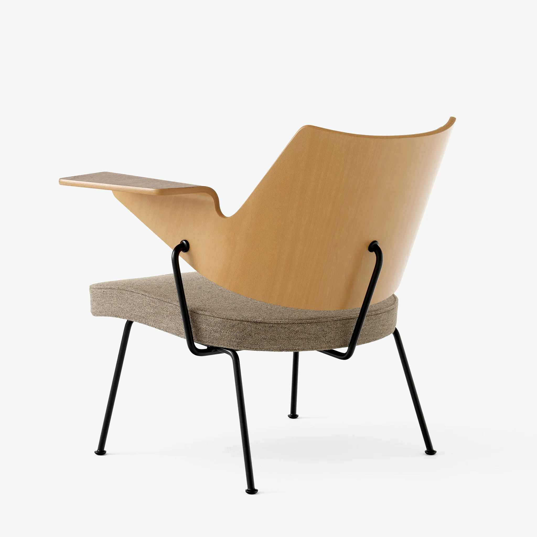 RFH Lounge Chair RD8 by Robin Day - Image 3