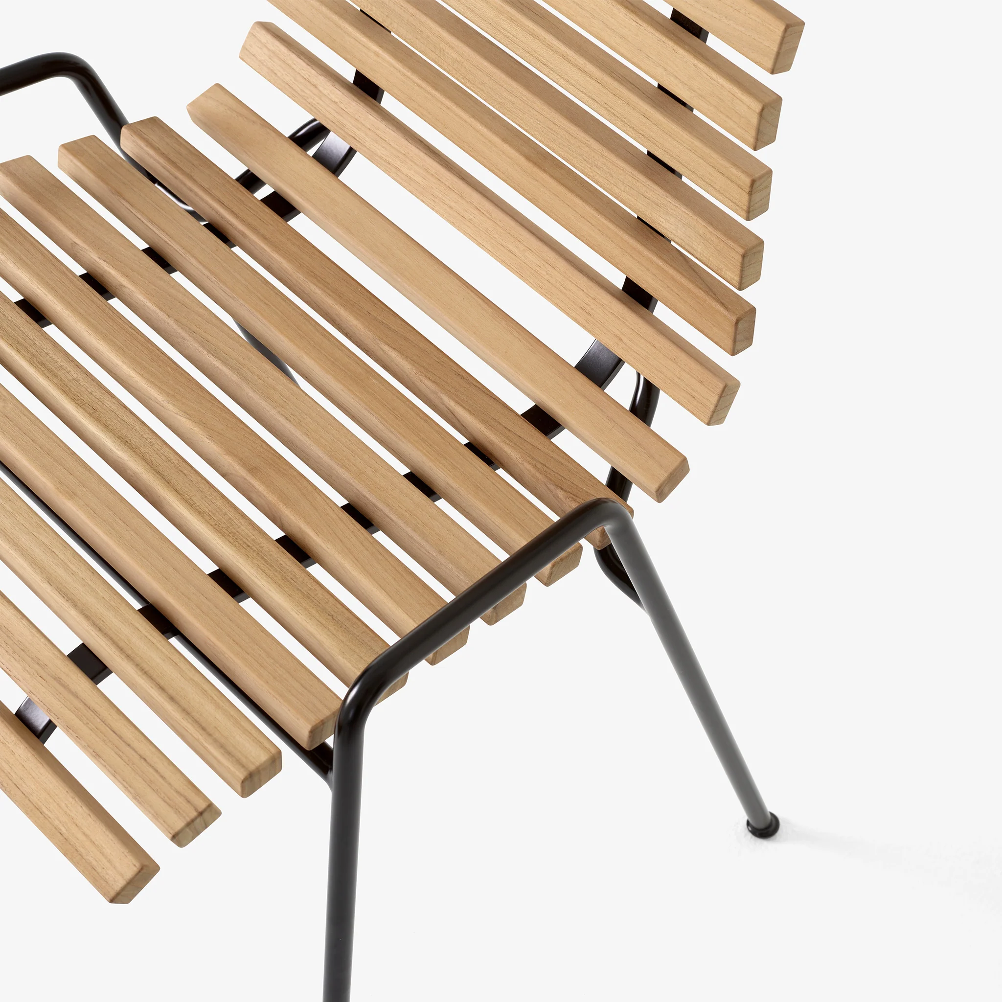 RFH Terrace Chair RD4 by Robin Day - Image 2