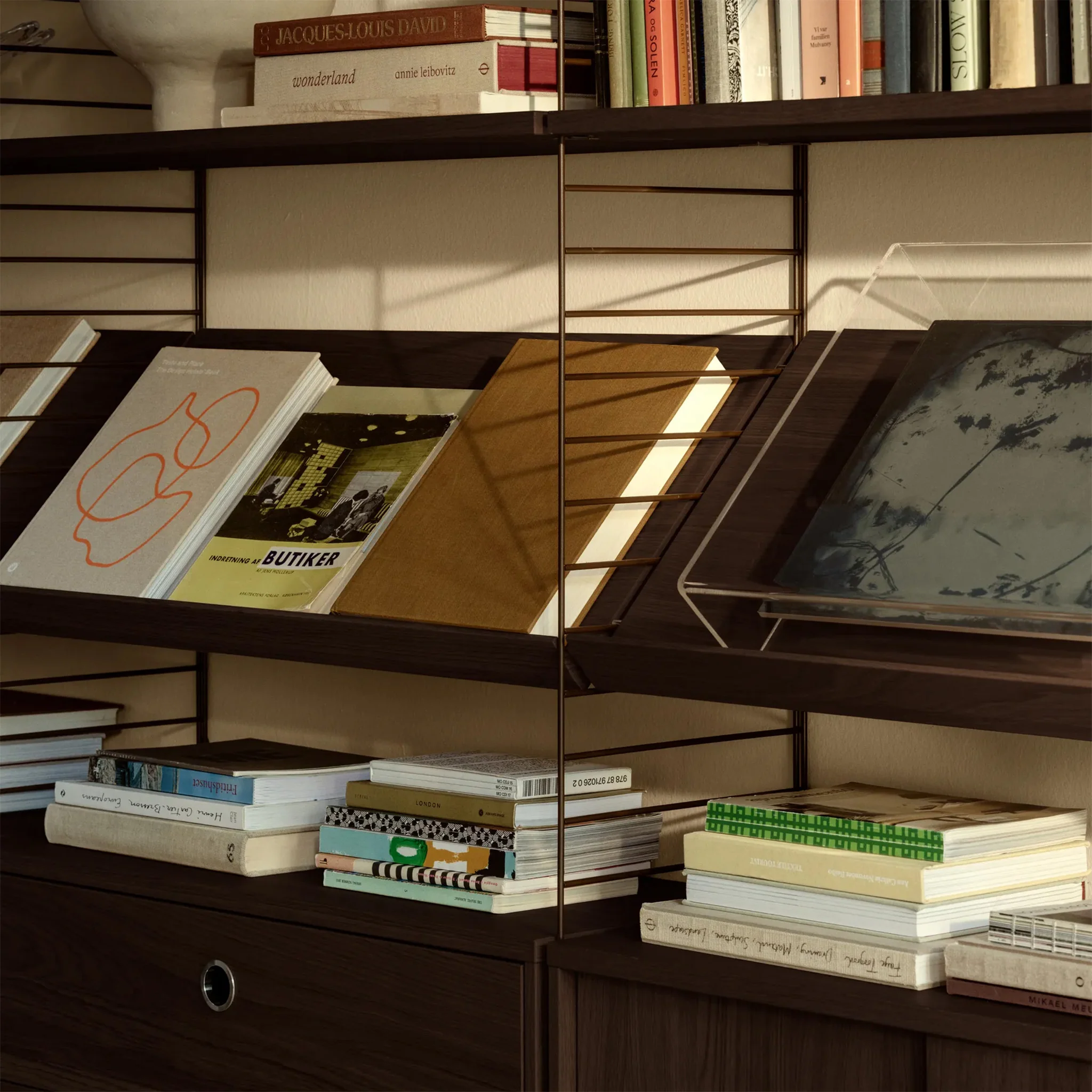 String - Magazine Shelf, Wood - Image 13