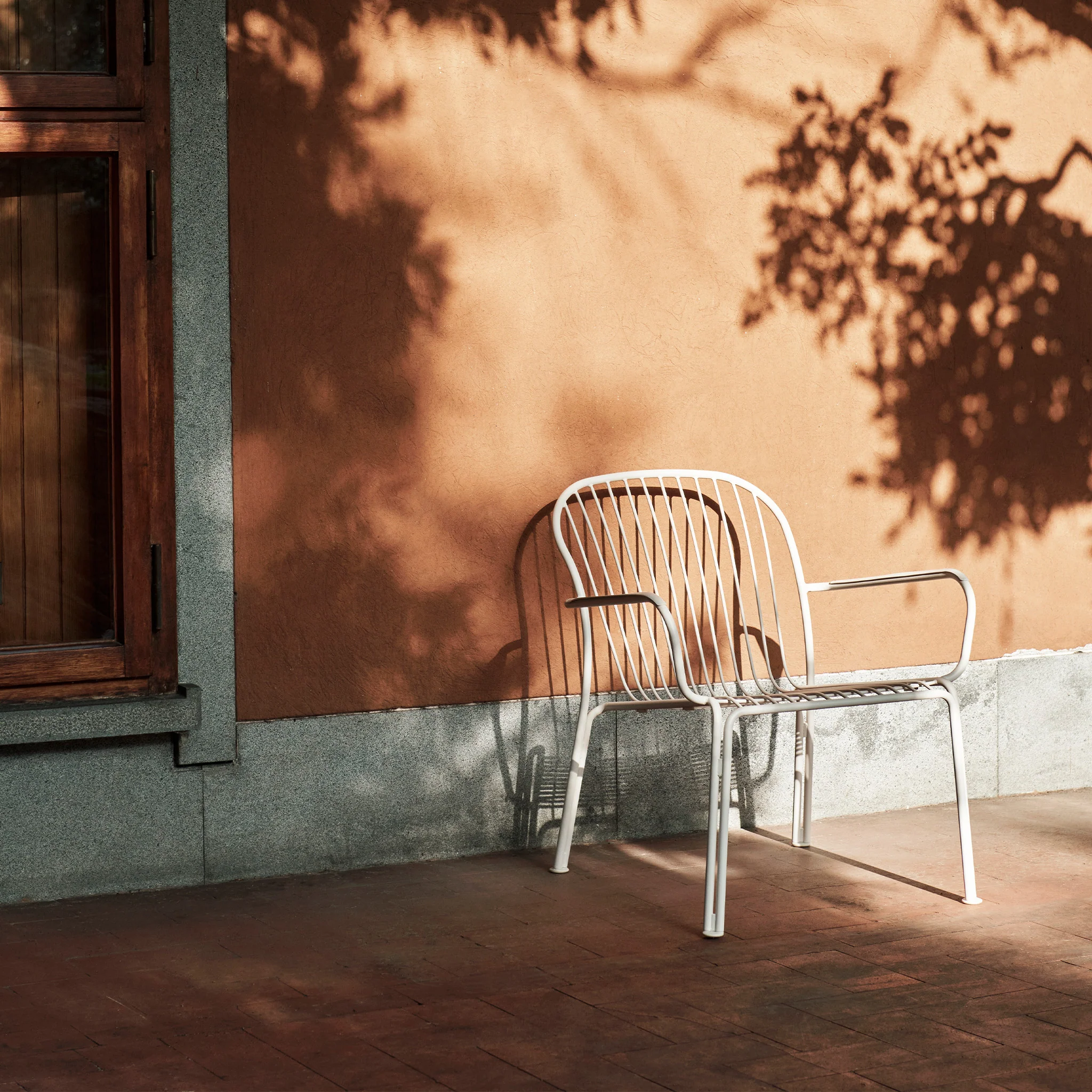 Thorvald SC101 Outdoor Lounge Armchair - Image 4
